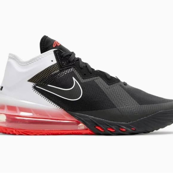 NEW.   Nike Lebron 18 low heart of lions Men’s Size 13 - Picture 4 of 12